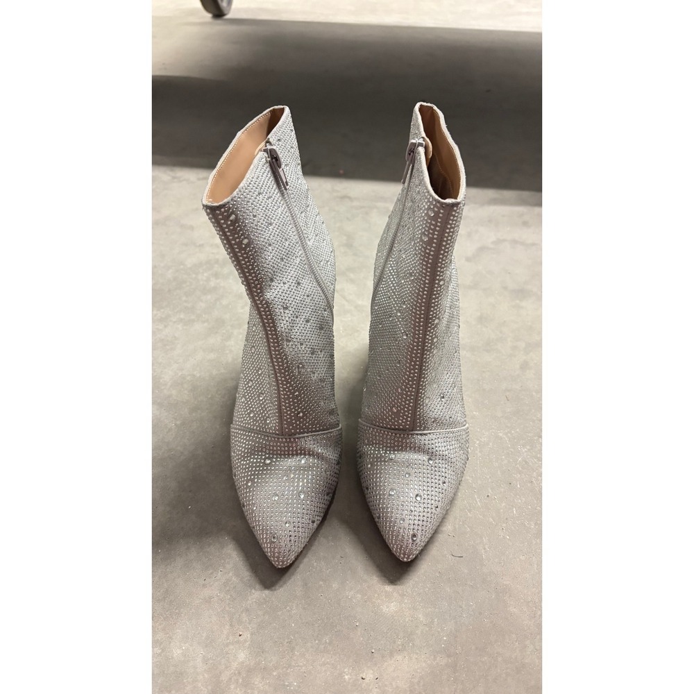 $169 BCBG Briel Rhinestone Ankle Boots Womens 7.5 Silver Sparkle Block Heel Zip - Picture 8 of 11
